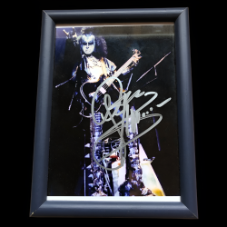 Signed Gene Simmons Photo – KISS Autograph with COA